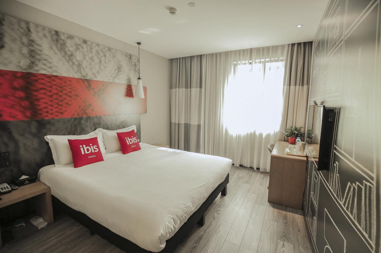 Hotel ibis Lanzhou Wuquan Square Exterior foto