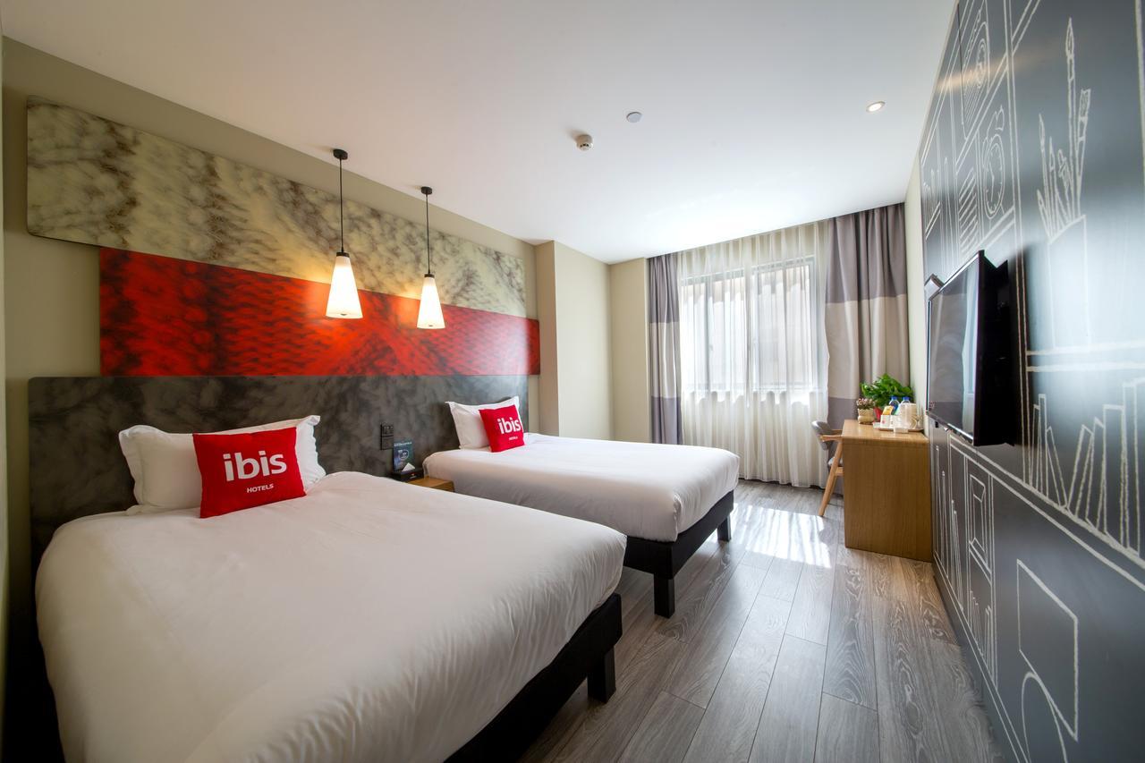 Hotel ibis Lanzhou Wuquan Square Exterior foto